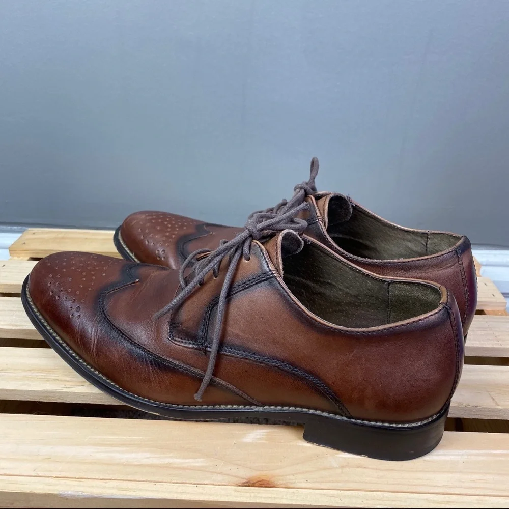 Asher‎ green lace up oxford size 8